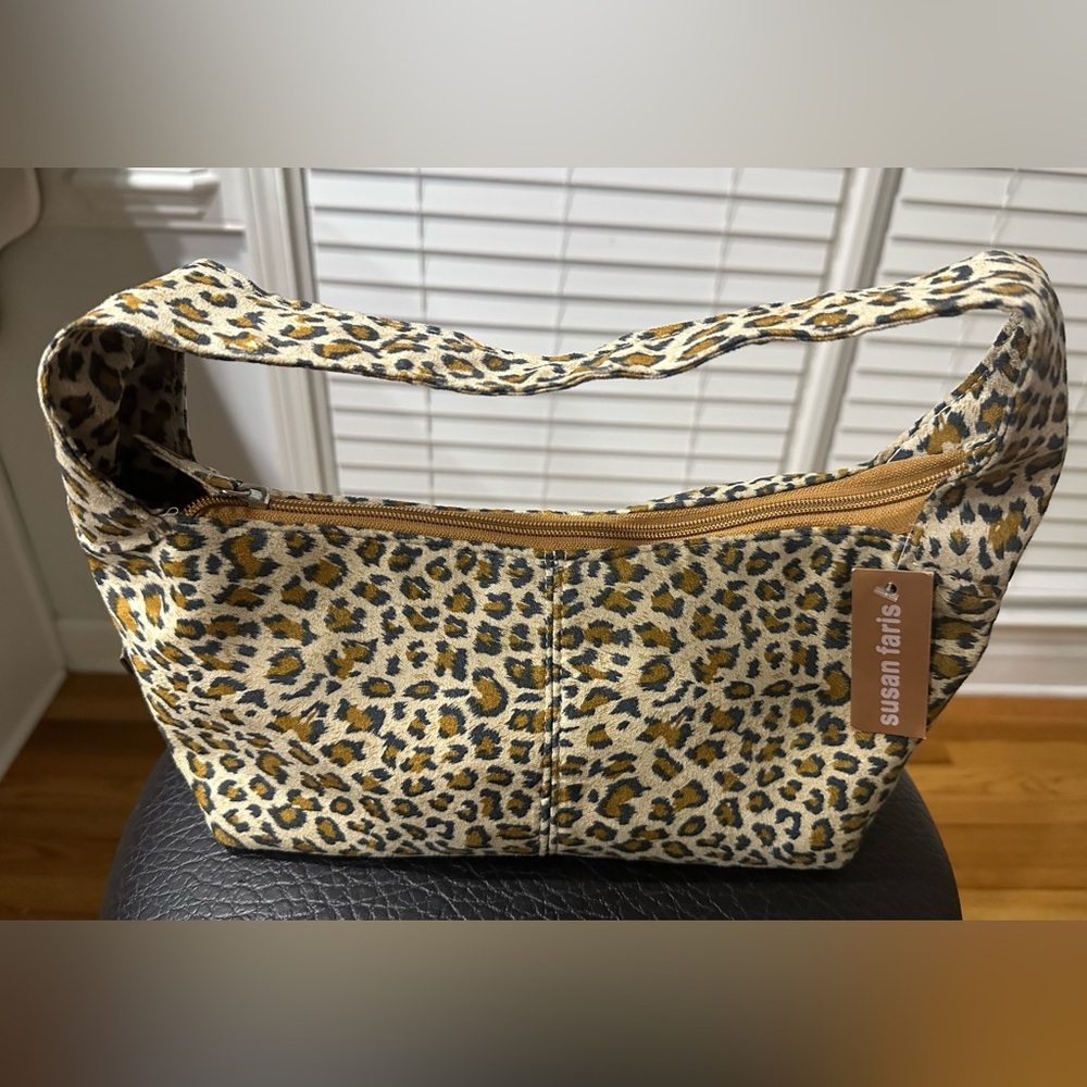 Leopard Print Hobo Shoulder Bag! Super Cute!🤎🤎Best Offer Accepted!